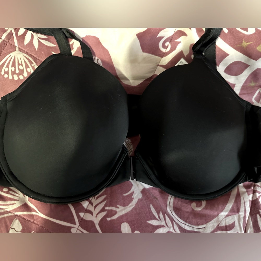 Torrid 38 D NWT T-SHIRT LIGHTLY LINED FRONT CLOSE WIDE BACK BRA